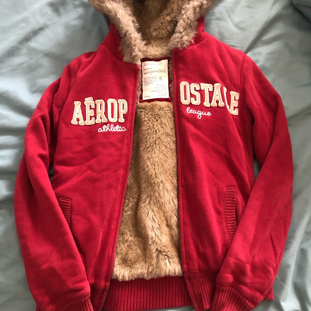 Maroon Jacket - Picture 6 of 7